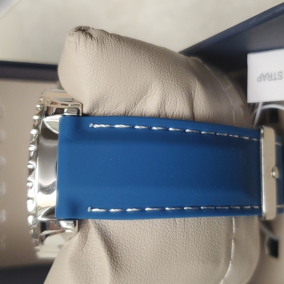 Men's watch - Picture 2 of 4